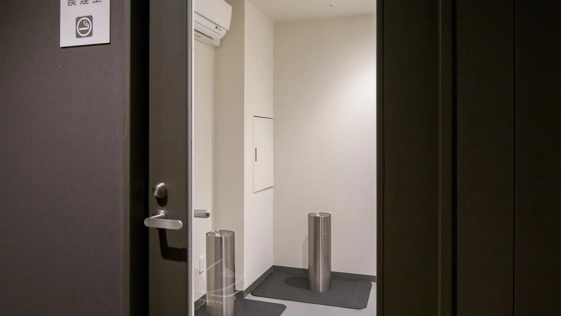 Karaksa Hotel Osaka Shinsaibashi I 4*,